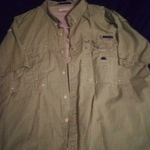 Columbia Men's shirt